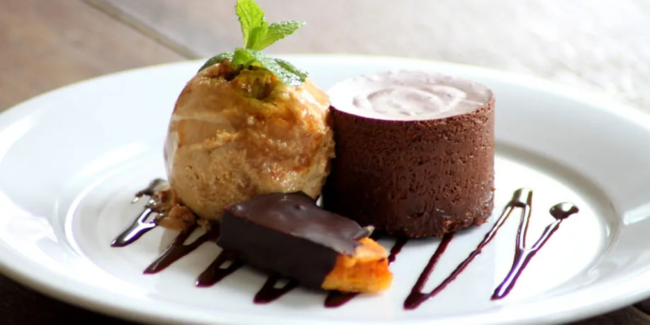 Chocolate mousse dessert